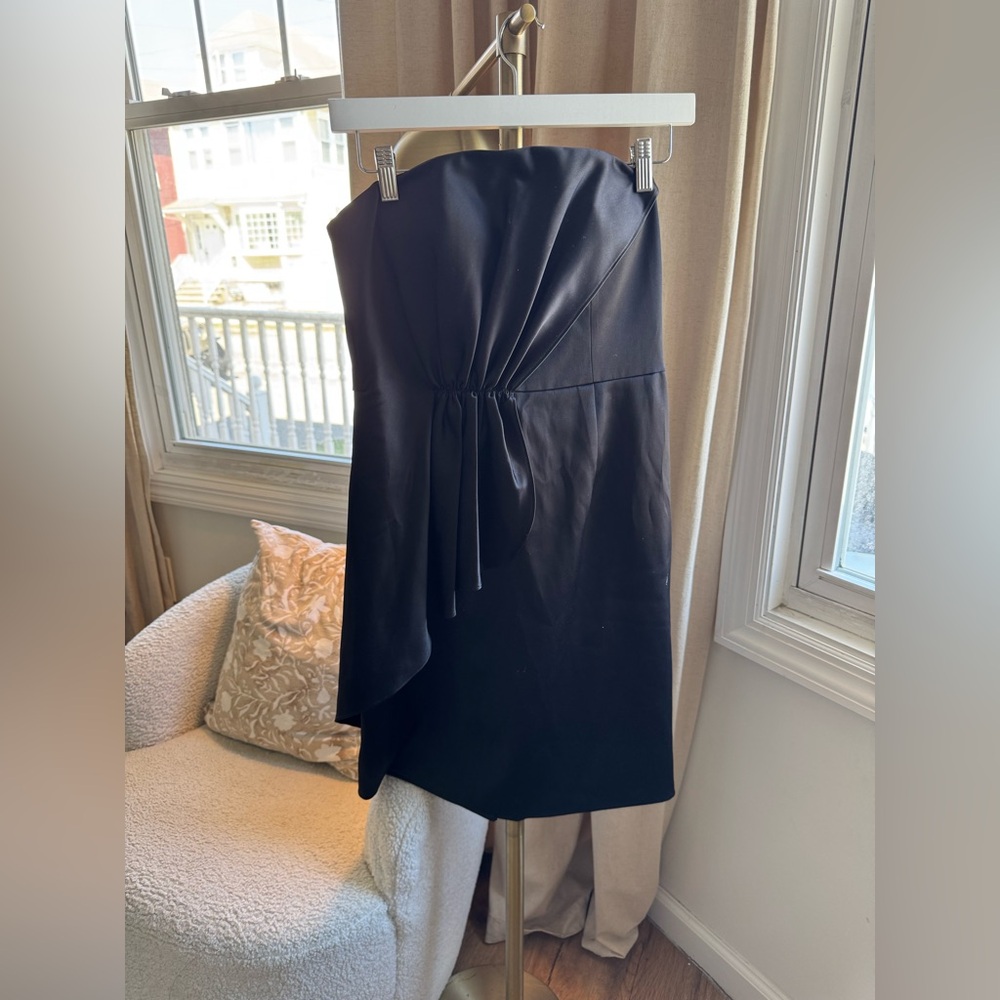 NWT Vince Camuto Elegant Black Strapless Dress | 6